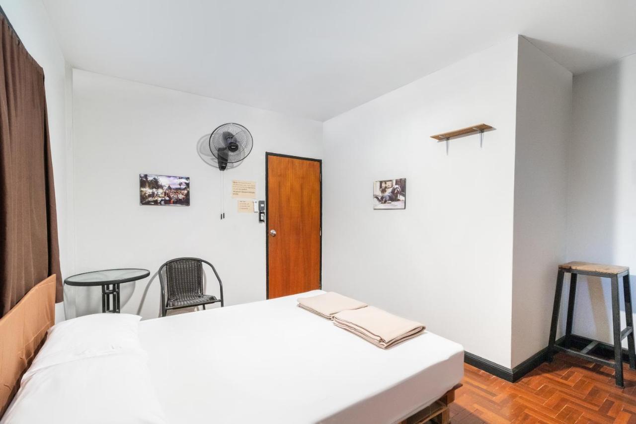 Oyo 677 Le Loftel Hostel צ'יאנג מאי מראה חיצוני תמונה